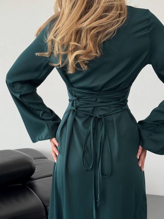 Шовкова жіноча сукня