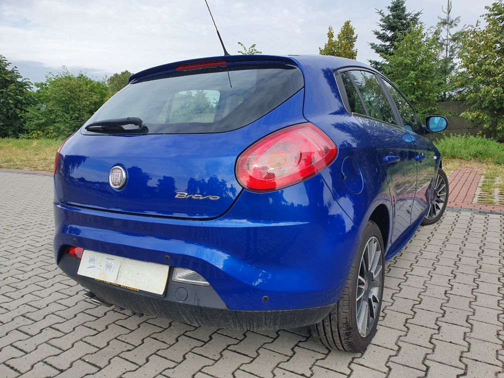 Fiat Bravo 1,4 t-jet 150PS Panorama Klimatronik Pcd