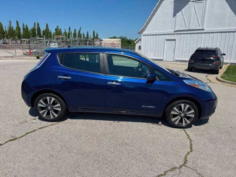 2016 Nissan LEAF SL
