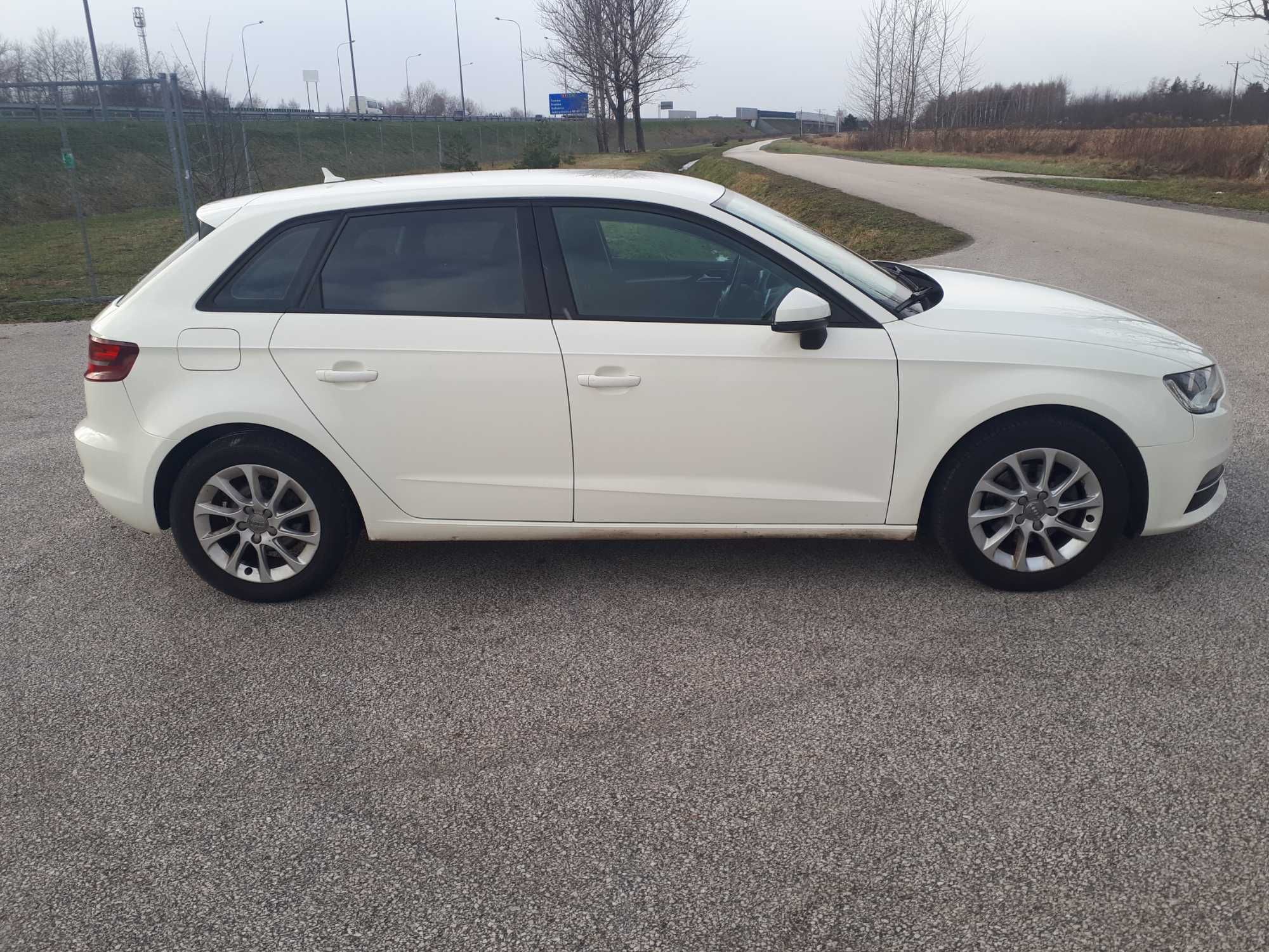 Audi a3 1.6 tdi 105km 2013 ładna