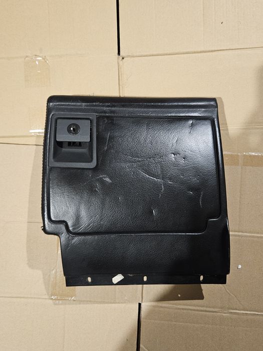 Skórzany schowek kierowcy bmw e32