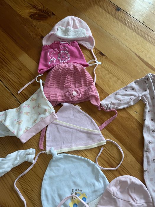 Czapeczki czapki niedrapki wiele sztuk różowe cena za wszystko