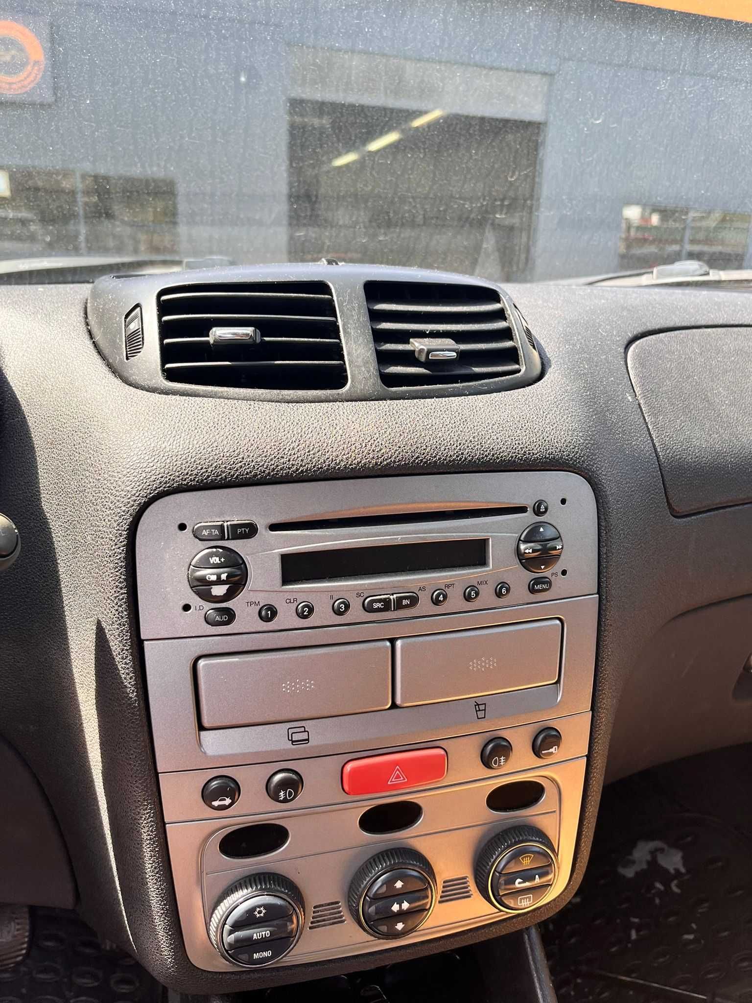 Alfa Romeo 147 1.6 TS