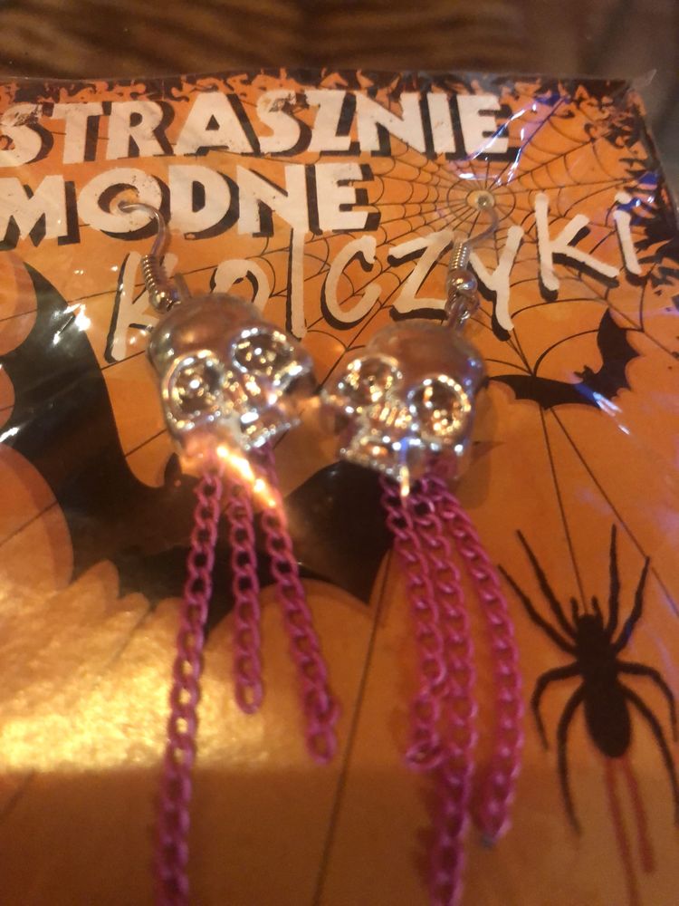 Kolczyki trupia czaszka