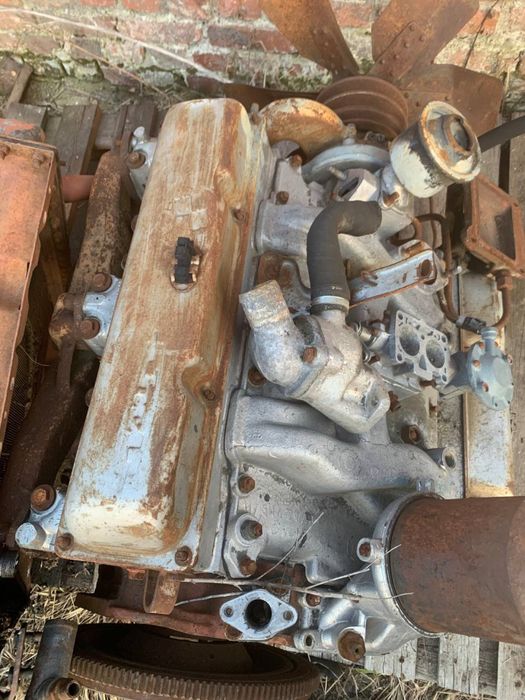 Продам мотор зил 130 131