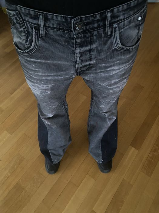 кастомные flared джинсы