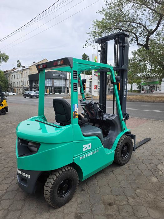 Навантажувач вилковий MITSUBISHI FD20D