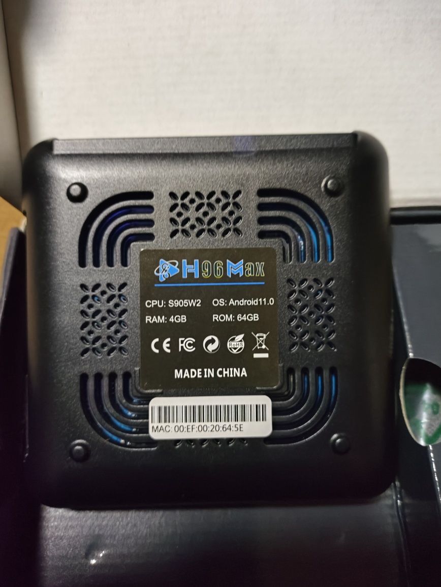 Процесор S905W2 самий кращій приставка H96 Max W2 4K 4/64 Гб