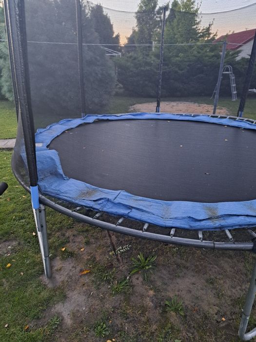 Trampolina duża niebieska