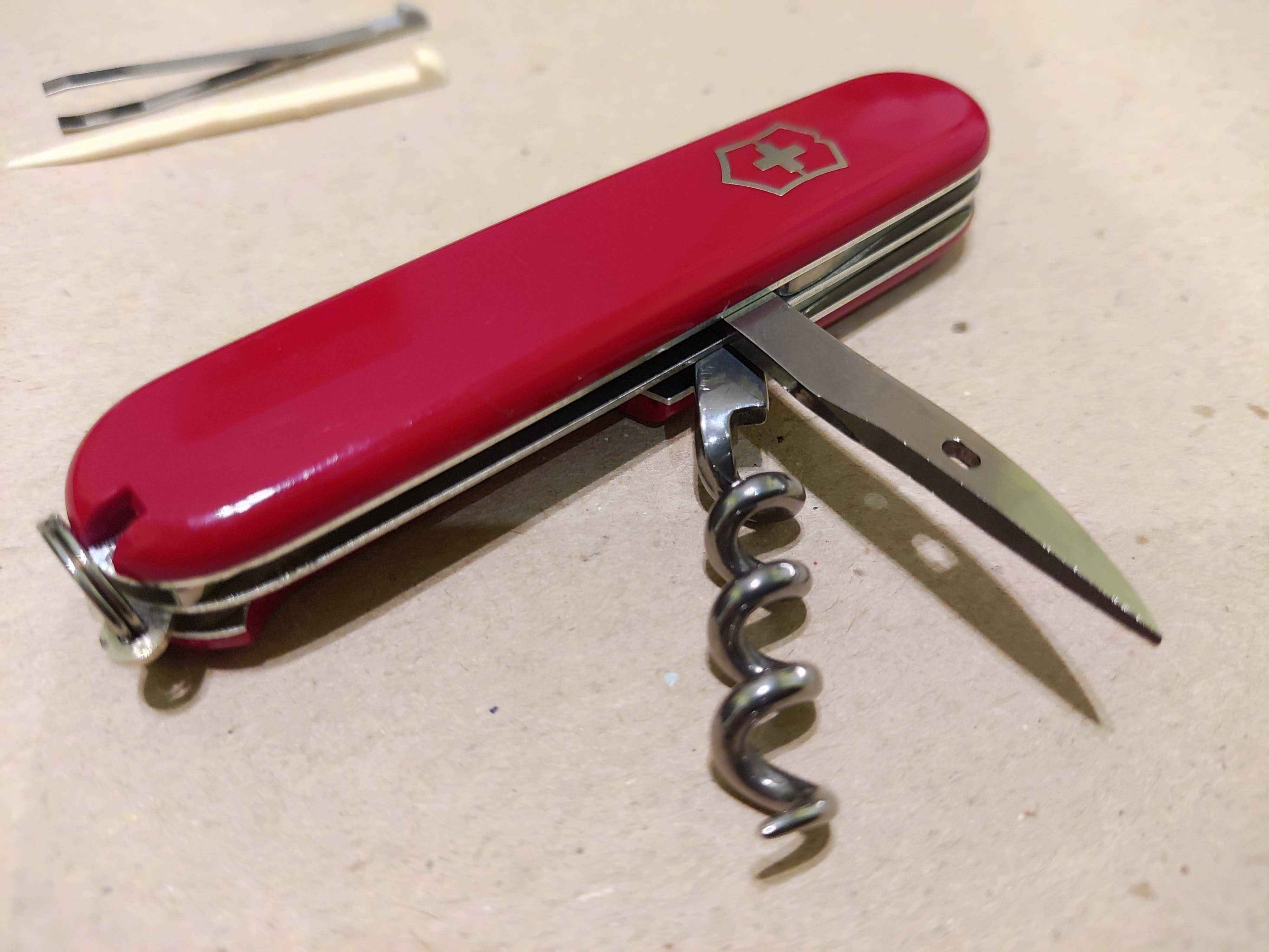 Scyzoryk Victorinox Sportsman 84mm
