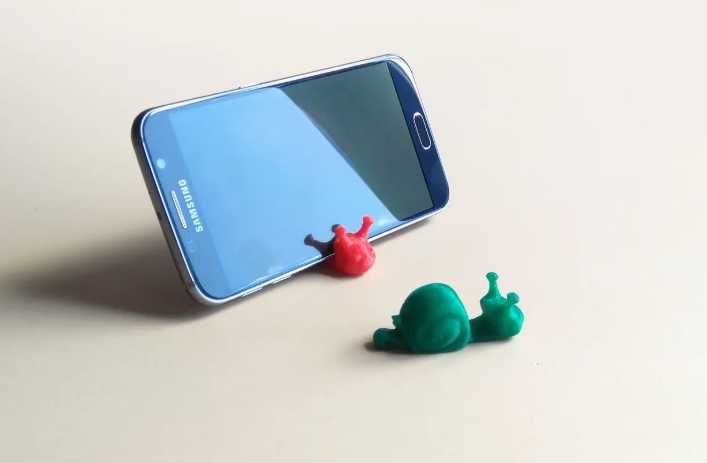 Breloki i stojaki do telefonu – zwierzątka: kot, ślimak, hipopotam