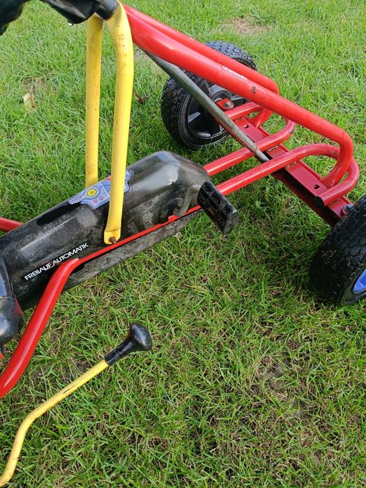 Gokart na pedały,do jazdy dla dziecka.