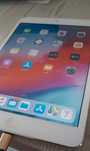 iPad mini bardzo dobra bateria trzyma kilka godzin