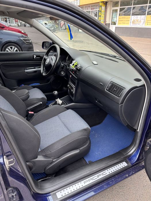 Продам авто Volkswagen Golf 4