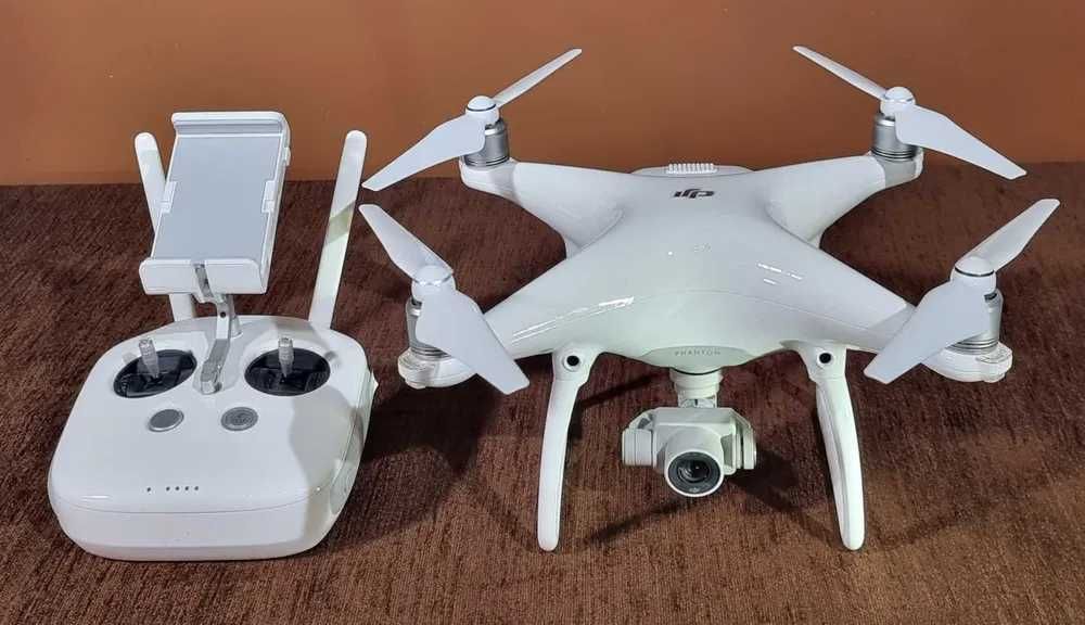 Dji Pfantom 4 adaptado para a pesca