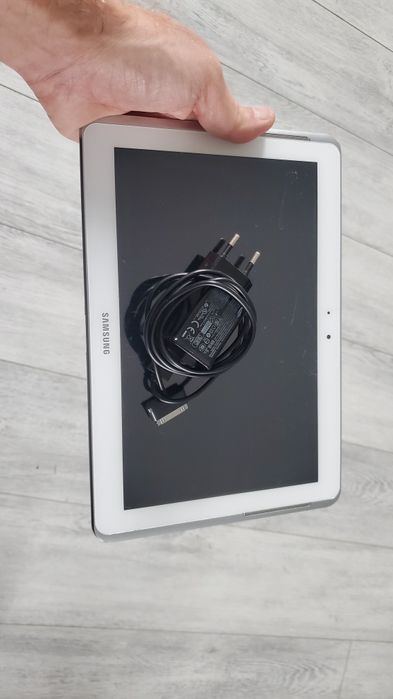 Планшет  Samsung  p5110 Wifi.