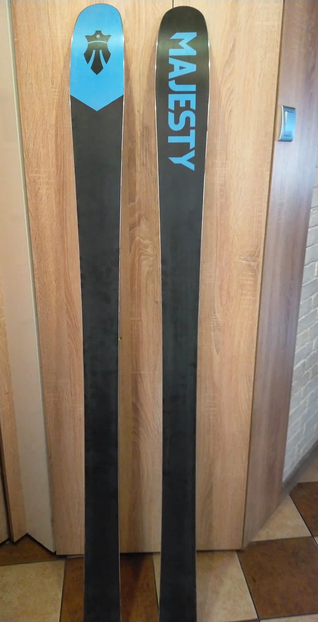 Majesty superwolf 172 dynafit Superlite 170