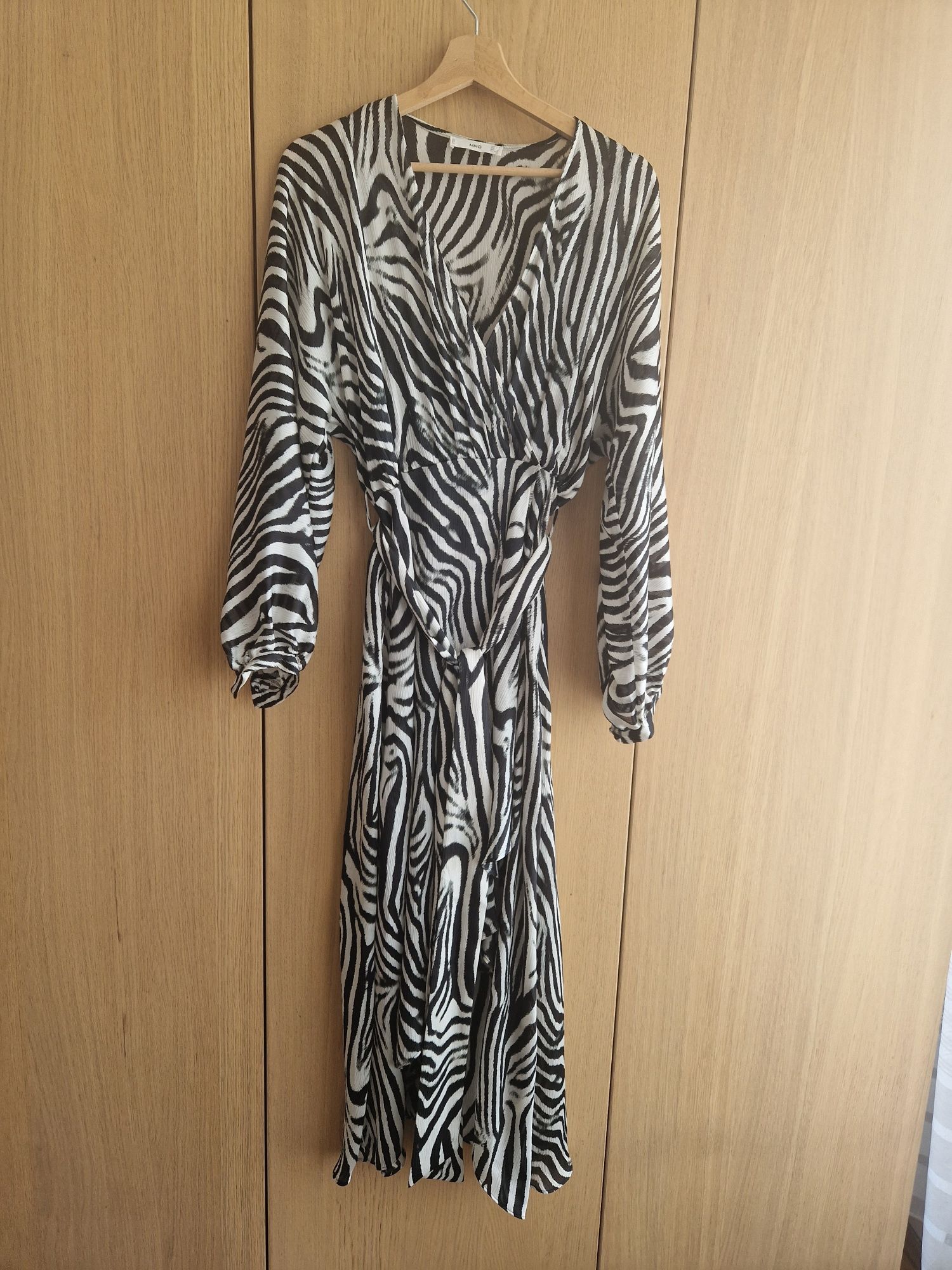 Sukienka Mango zebra