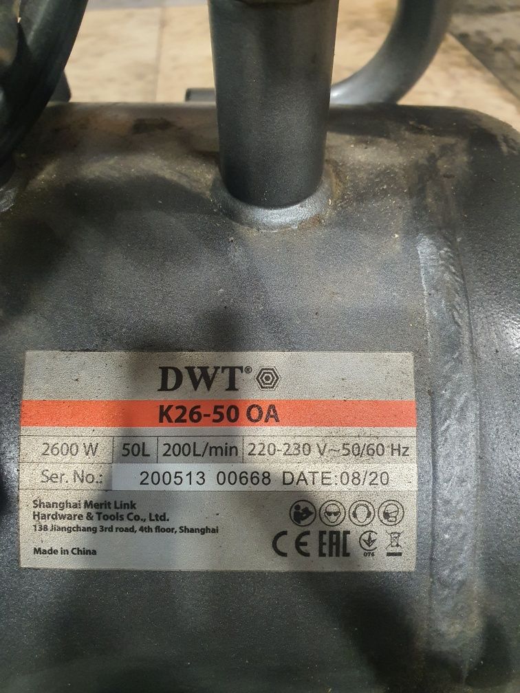 Компресор DWT 50L безмасленный.