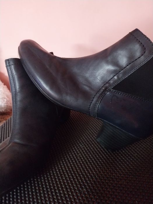 Damskie botki na suwaczek