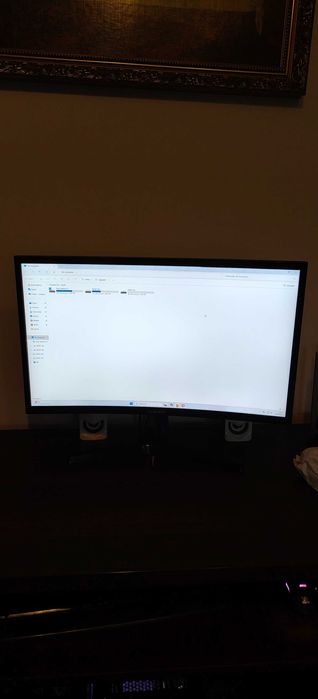 Komputer stacjonarny gamingowy + monitor, dysk, pady za dopłatą