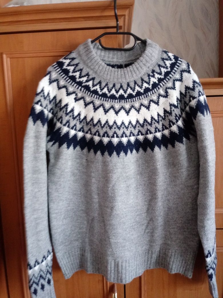 Sweter uniwersalny L / XL