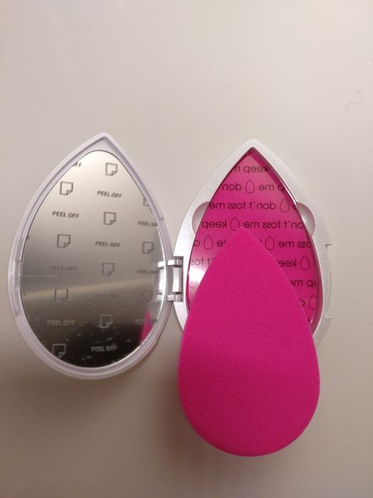 Beauty Blender Blotterazzi - Esponja Absorvente de Oleosidade