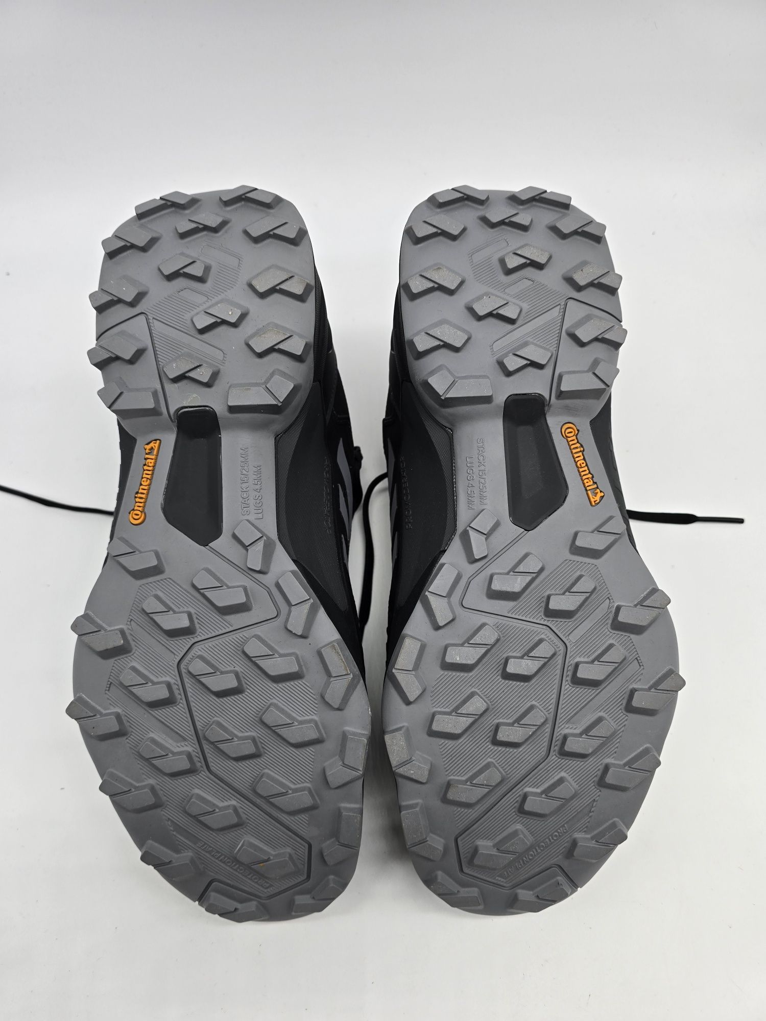 Sapatilhas Gore-Tex Swift R3 Terrex by Adidas novos