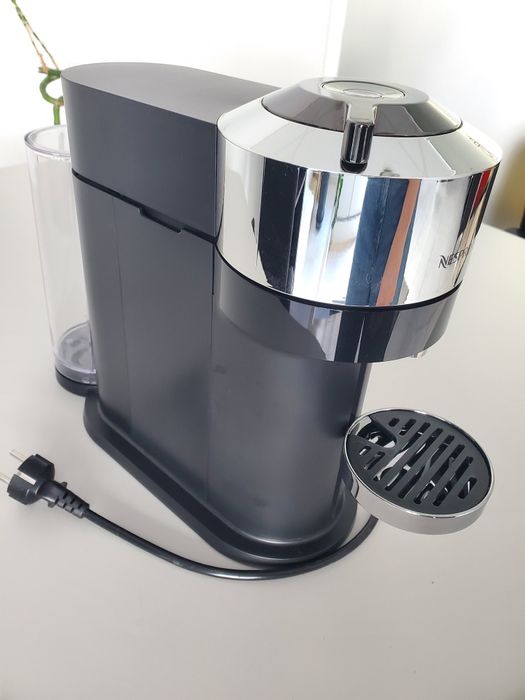 Máquina café Nespresso Vertuo