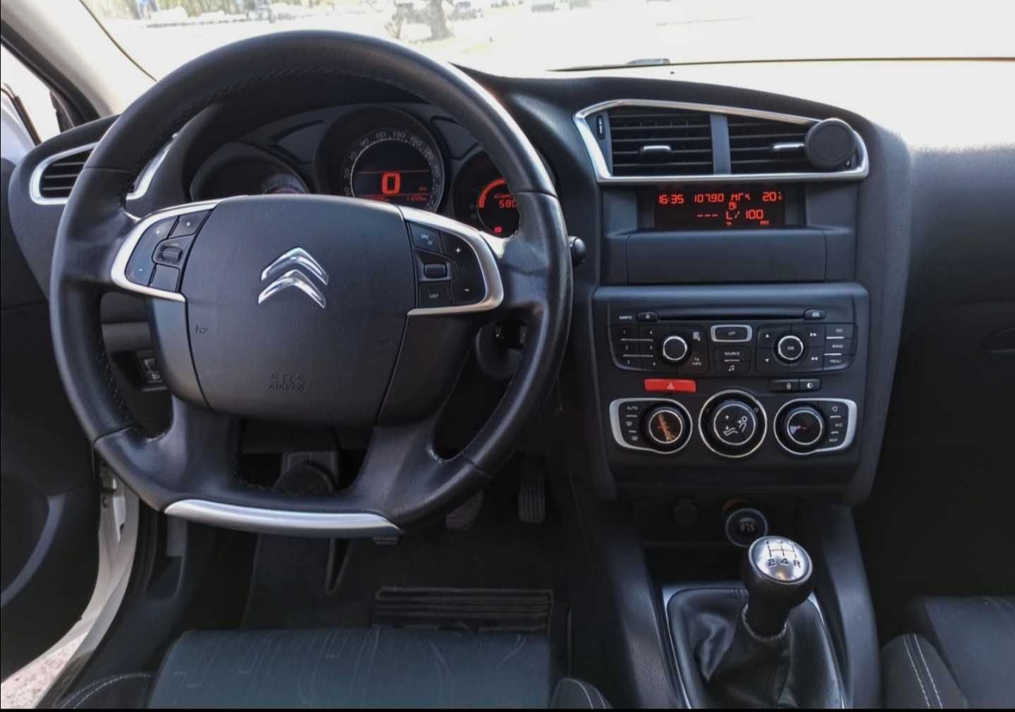 Citroen c4 2012.