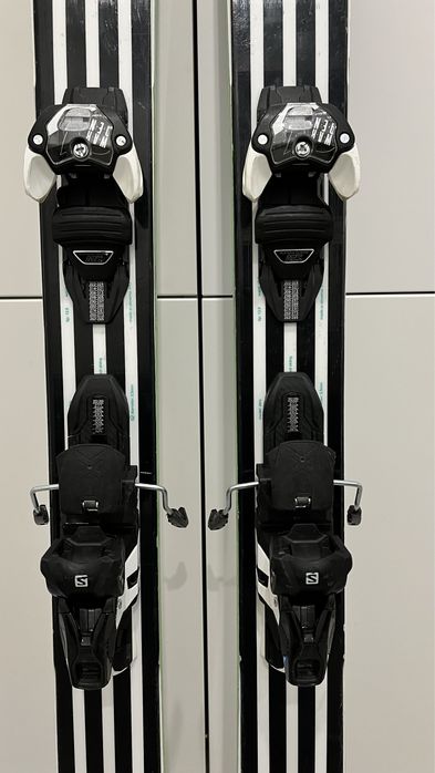 Narty  BLACK CROWS ARTIS dł 184,2 cm