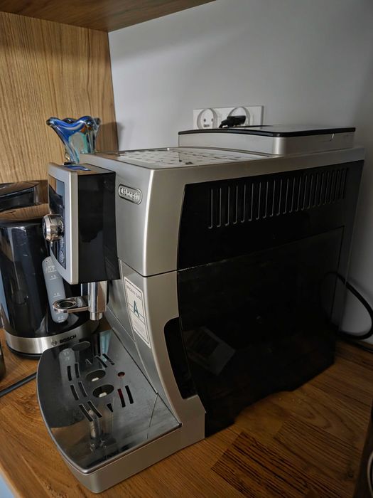 Ekspres do kawy DeLonghi