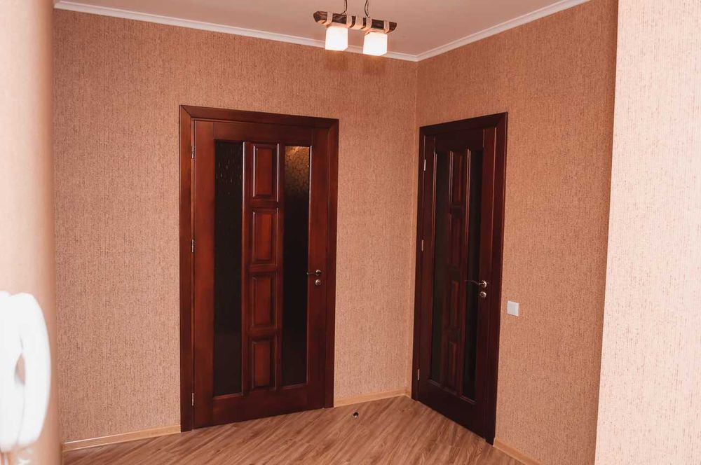 Квартира 1-к по вул. Олени Теліги, поруч військовий госпіталь