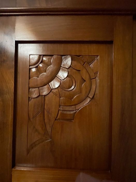 Guarda-fato antigo restaurado madeirense