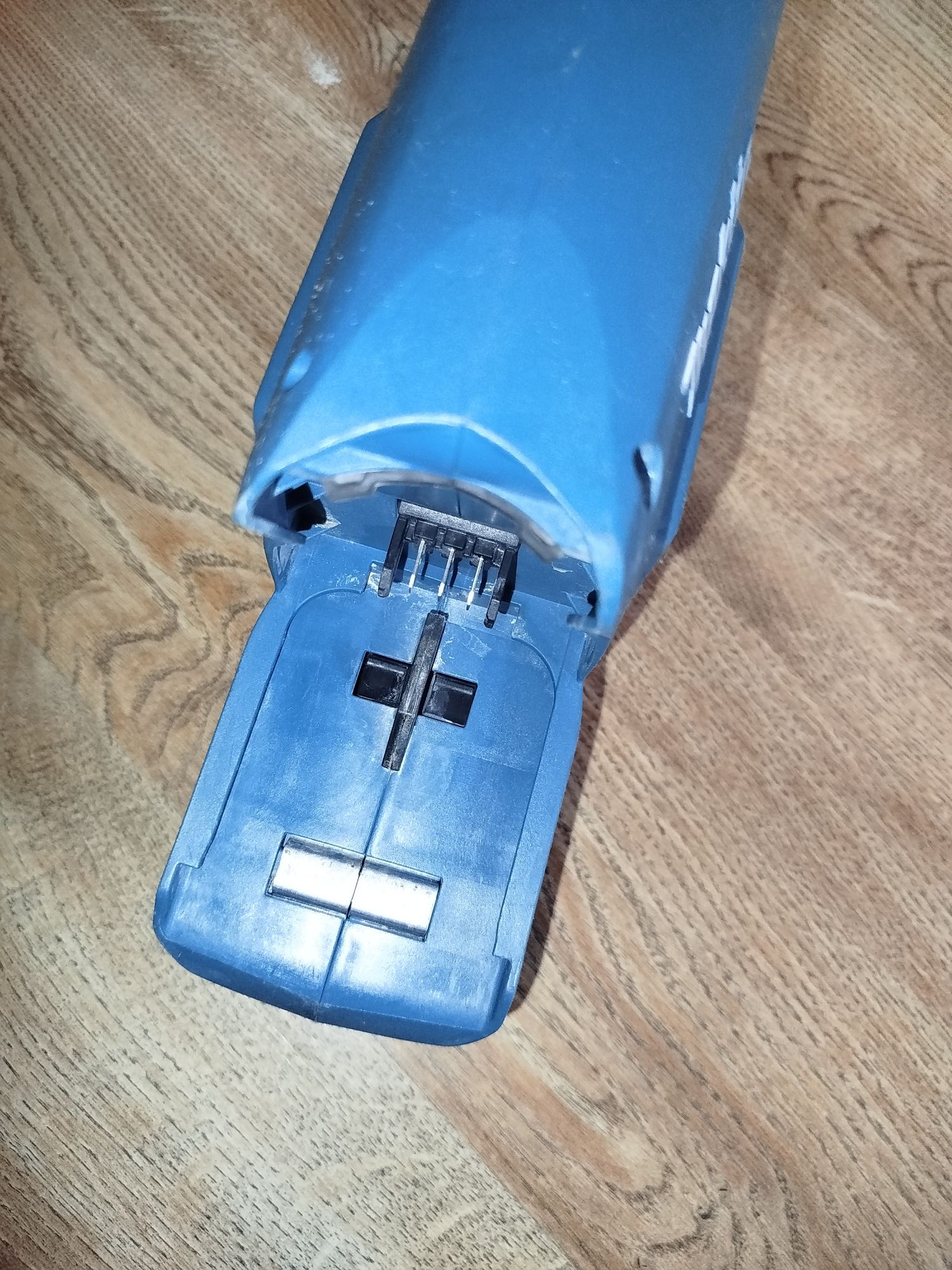 Odkurzacz, pochłaniacz pyłu Makita DX07 LXT 18V