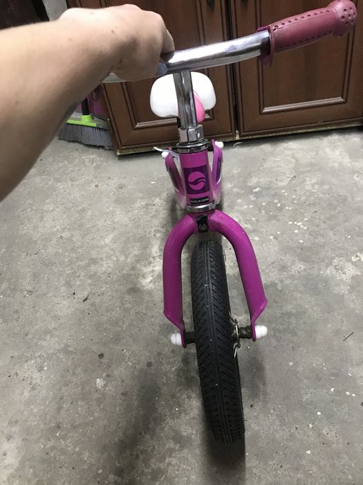 Rower biegowy dla dziewczynki