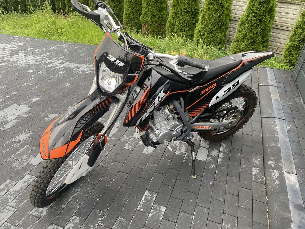 Asix 300er xb 39 stan jak nowy