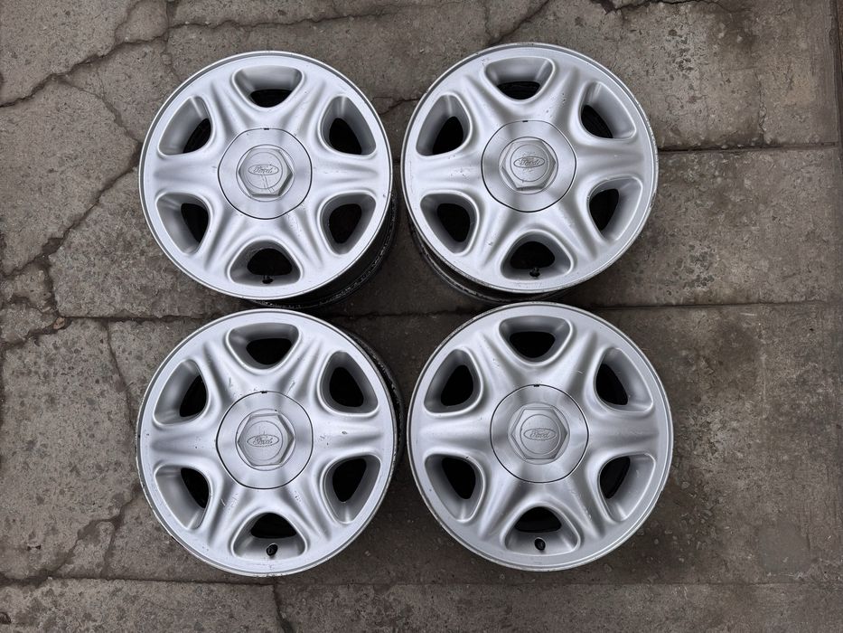 Литые диски r15 5x112 ET-59 на Skoda/Volkswagen/Audi/Seat/Galaxy/T4