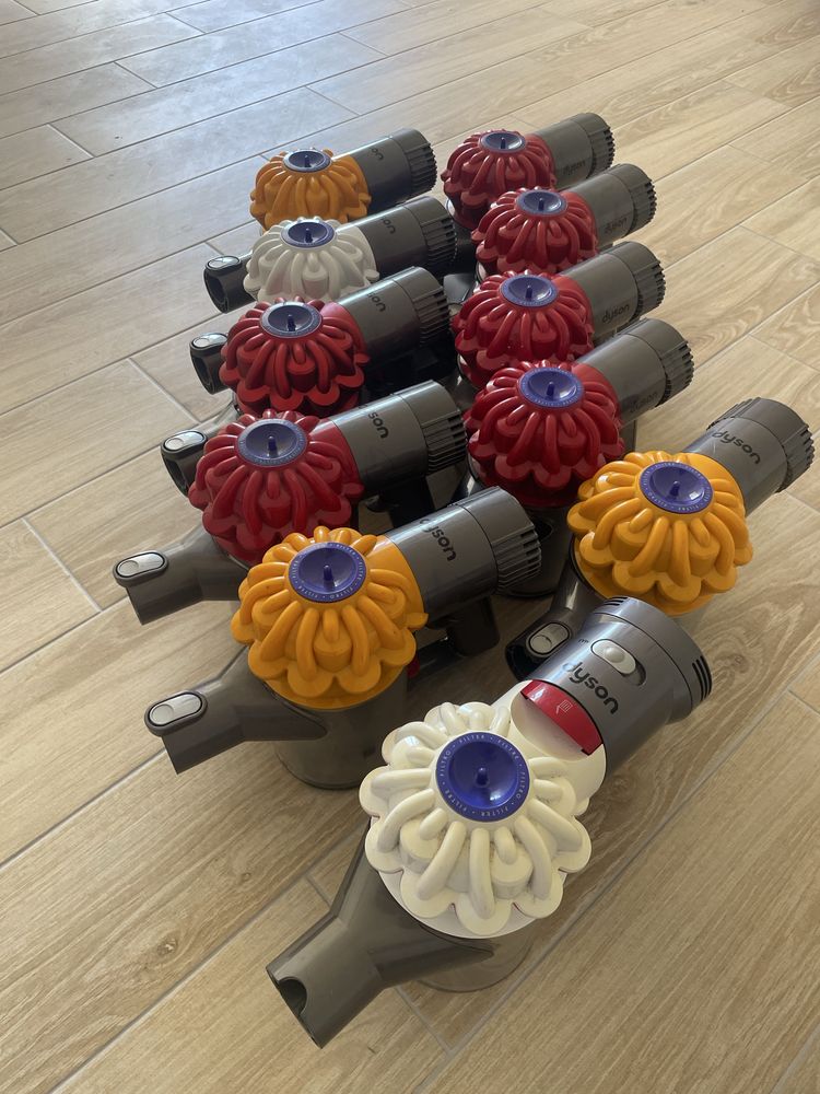 Акомуляторні пилососи Dyson DC62 DC34 V6 V7 V8
