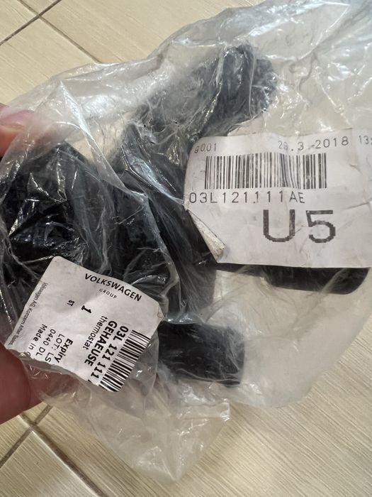 VOLKSWAGEN Термостат vag оригинал 03L 121111AE
