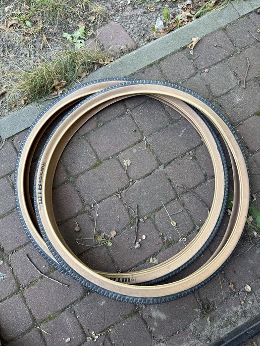Dwa kompletu opon 700 45c 37c WTB Riddler