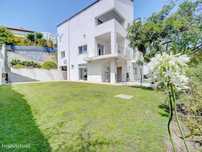 Moradia T3 com Jardim para Arrendamento em Santo Amaro de Oeiras