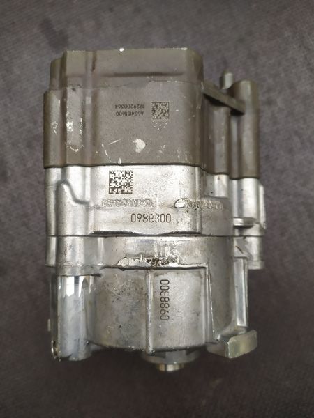 Mercedes om 654 pompa oleju NOWA