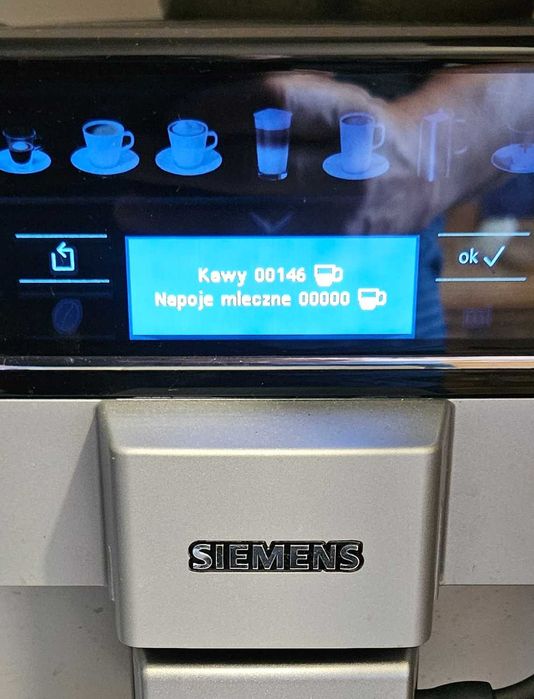Ekspres Siemens EQ.6 plus S300 bardzo mało używany