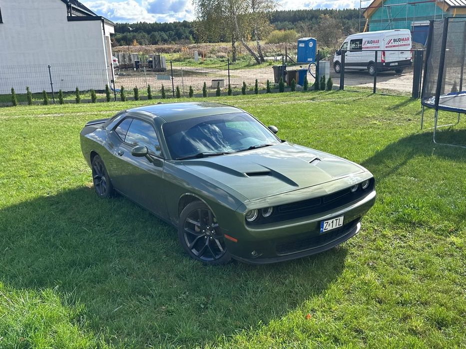 Dodge Challenger SXT V6 możliwa zamiana