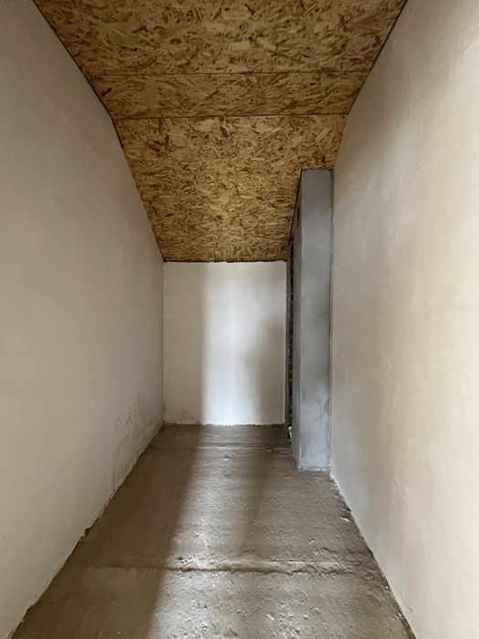 Продається будинок 140 м2 готовий до ремонту. Можливий обмін.