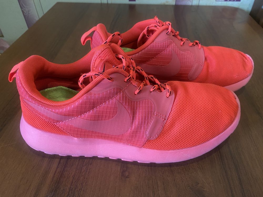 Кроссовки Nike