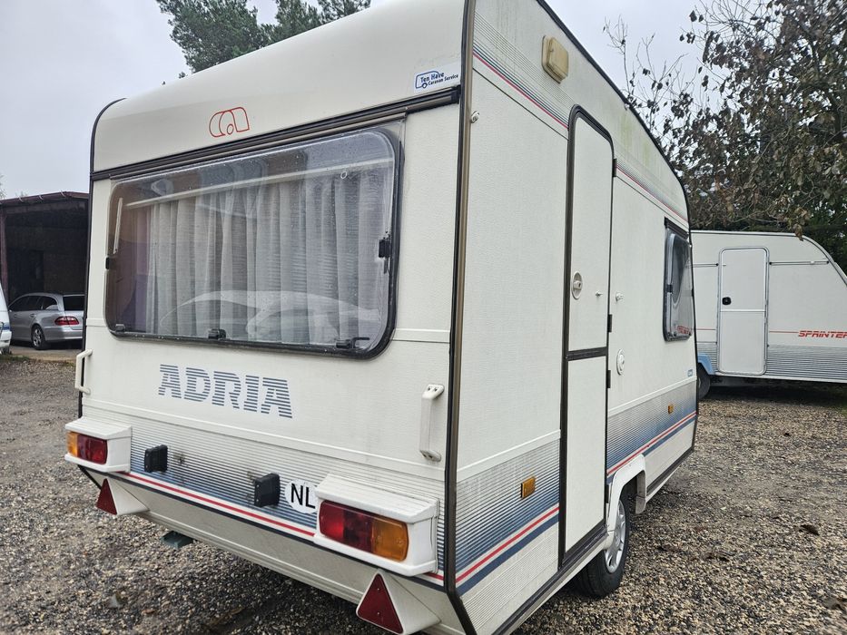 Przyczepa kempingowa Adria 91r przedsionek dostawka 1000Dmc
