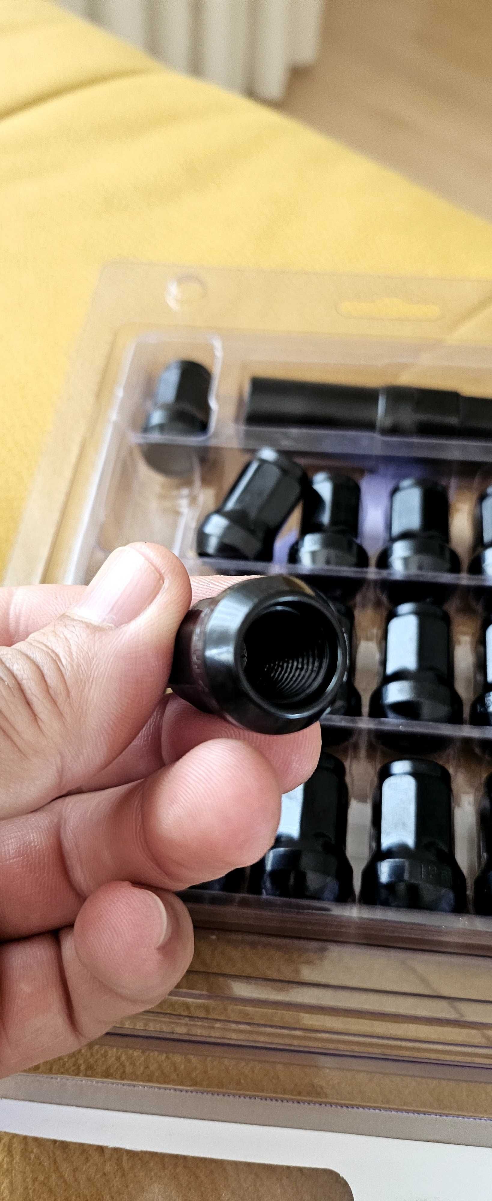 Porcas de roda m12 x 1.5