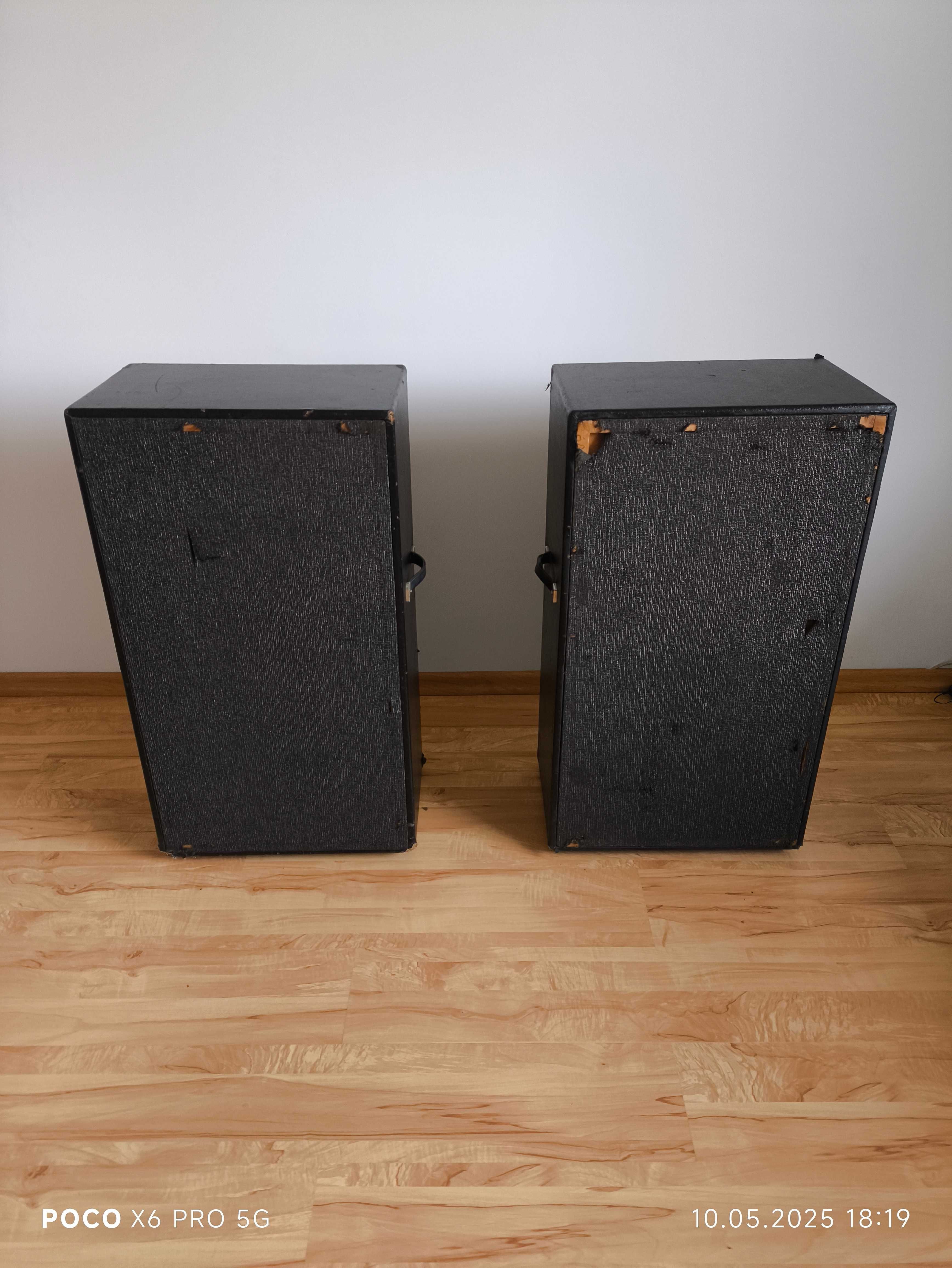 Sprzedam wzmacniacz gitarowy  CONTRA 60 UNITRA z zestawem kolumn
